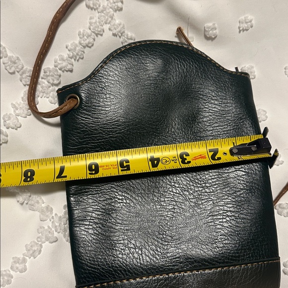 Heroing small green leather crossbody bag. Good used condition - Picture 6 of 6